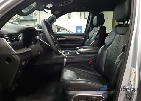 2024 Jeep Wagoneer L Series Ii z USA, uszkodzony, nr VIN 1C4SJSBP0RS174972